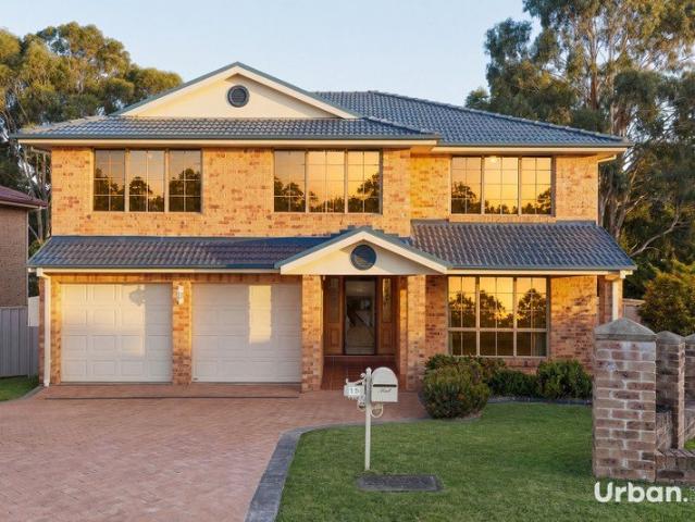 Modern Family Living in a Quiet Glen Alpine Pocket