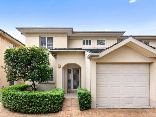Modern Family Living in a Secure Resort Style Estate