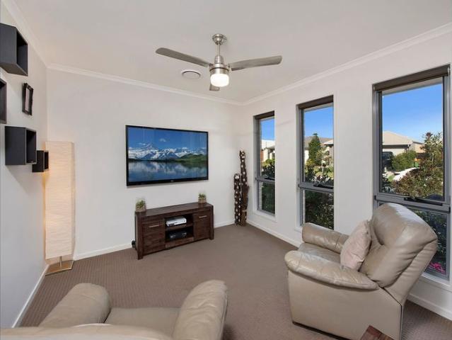 MODERN FAMILY LIVING IN A SOUGHT AFTER CALOUNDRA WEST LOCATION!
