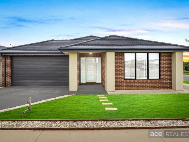 Modern Family Living in a Sought After Maddingley Location