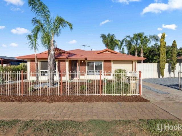 Modern Family Living in a Thriving Location