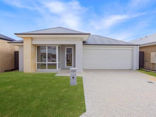 Modern Family Living in Baldivis