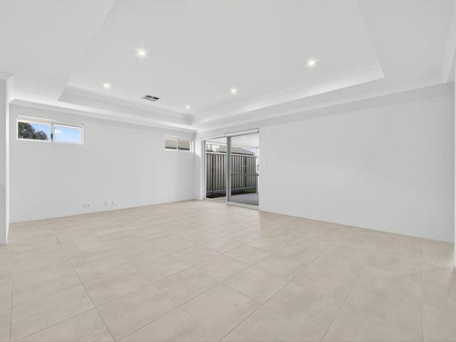 Modern Family Living in Baldivis