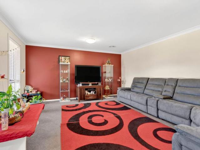 Modern Family Living in Belmore Estate