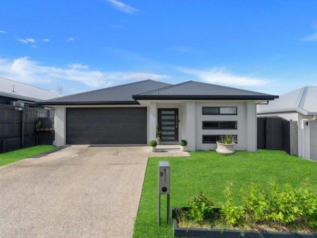 Modern Family Living in Bluewater Reserve