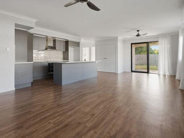 Modern Family Living in Bushland Beach