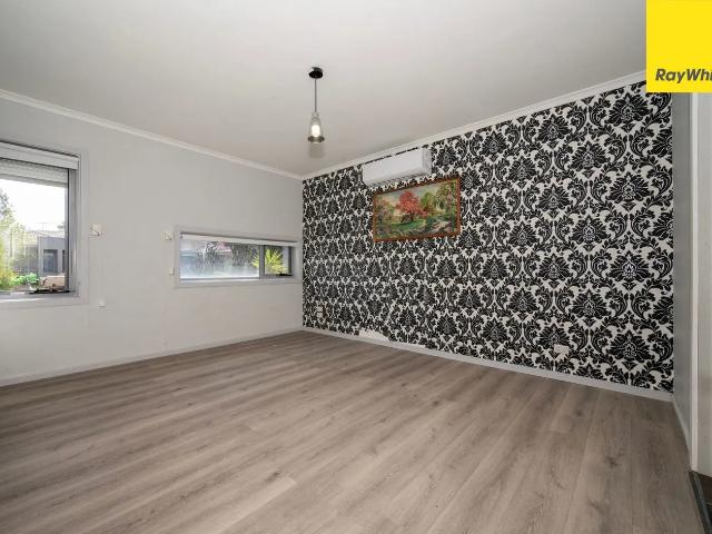 Modern Family Living in Convenient Kurunjang Location