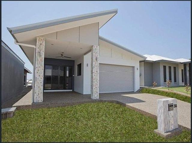 Modern Family Living in Durack Heights Ready to Move In!