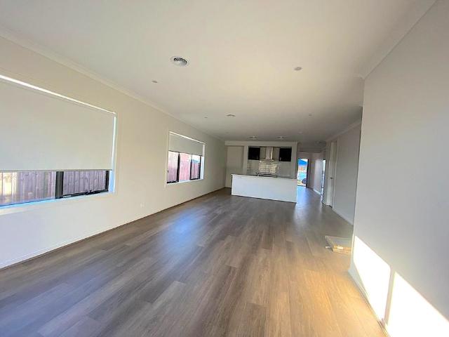 Modern Family Living in Emberwood Estate