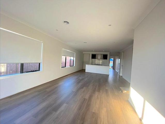 Modern Family Living in Emberwood Estate