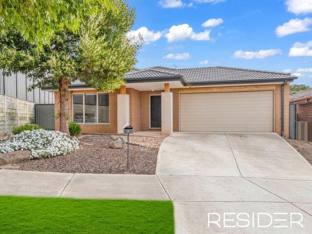 MODERN FAMILY LIVING IN GREAT LOCATION