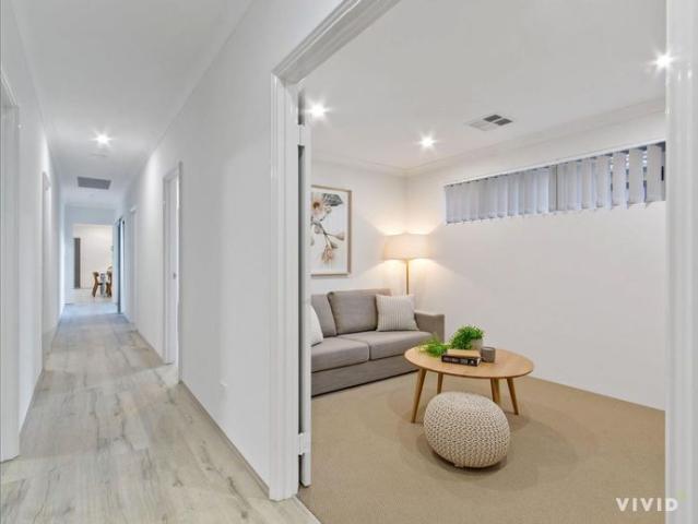 Modern Family Living in Manning