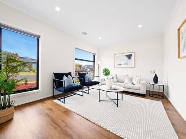 ✨ Modern Family Living in Prime Warragul Location ✨