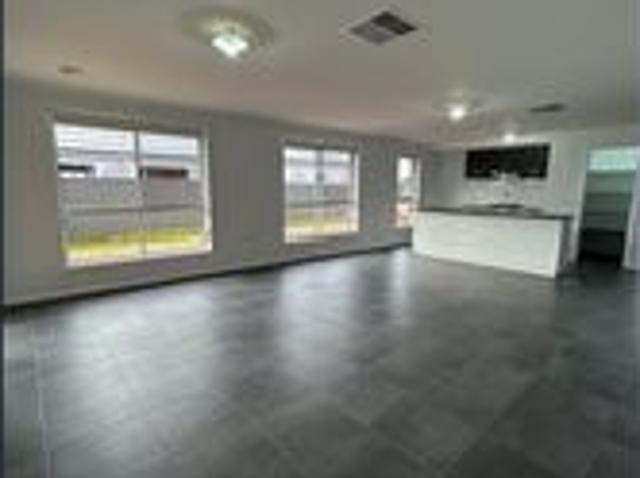 Modern Family Living in Prime Yarrawonga Location