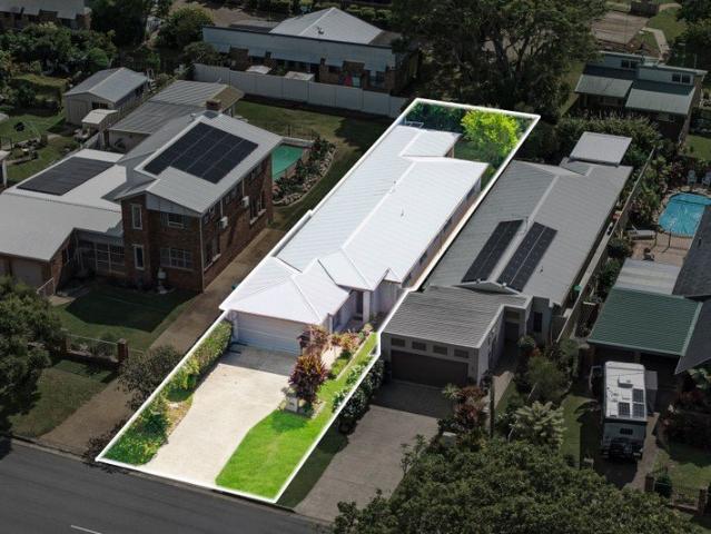 Modern Family Living in Prime Cleveland Location