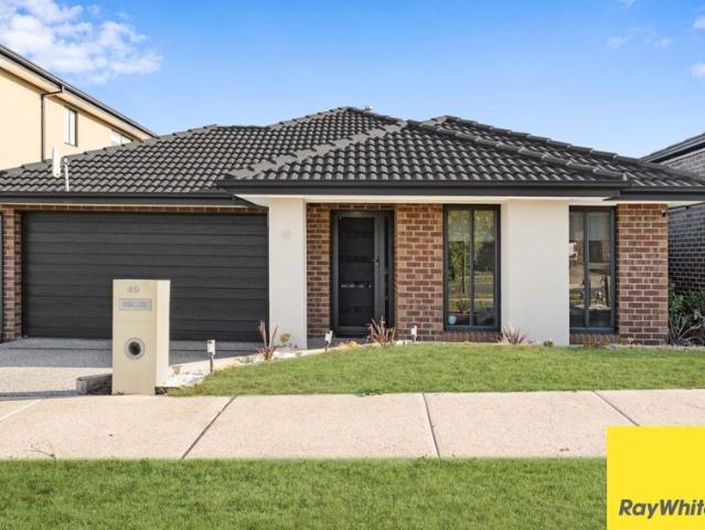 Modern Family Comfort with Space to Grow
