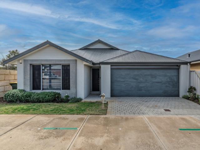 Modern Family Living in Prime Location