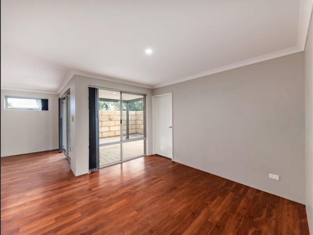 Modern Family Living in Prime Location