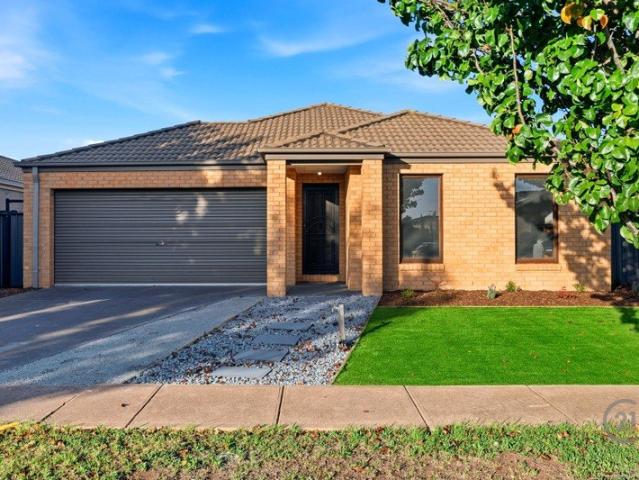 Modern Family Living in Prime Location