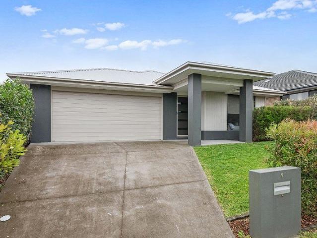 Modern Family Living in Sanctuary Estate