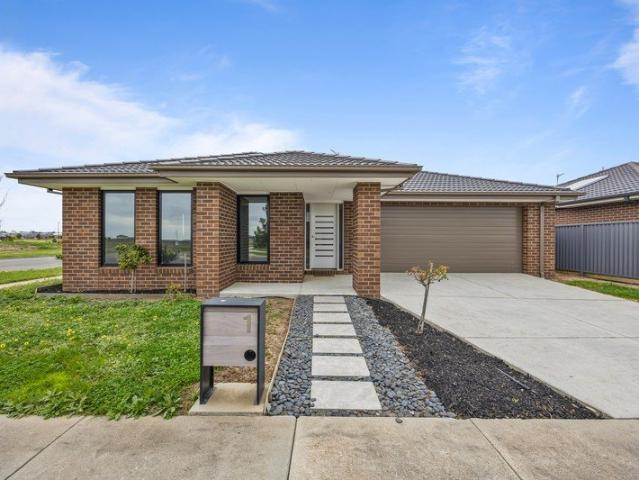 Modern Family Living in Sought After Ballymanus Estate