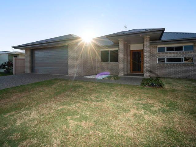 Modern Family Living in Sought After Belle Eden Estate