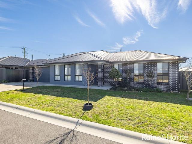 MODERN FAMILY LIVING IN SOUGHT AFTER EGLINTON Available 28.8.26