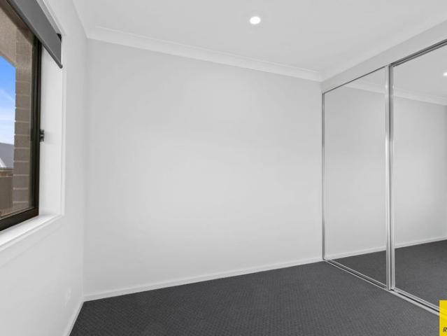 Modern Family Living in Sought After Forest Reach Estate!