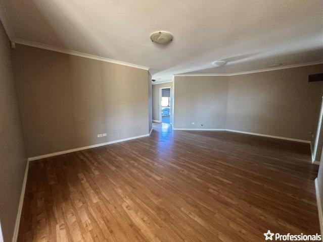 Modern Family Living in Sought After Mount Tarcoola