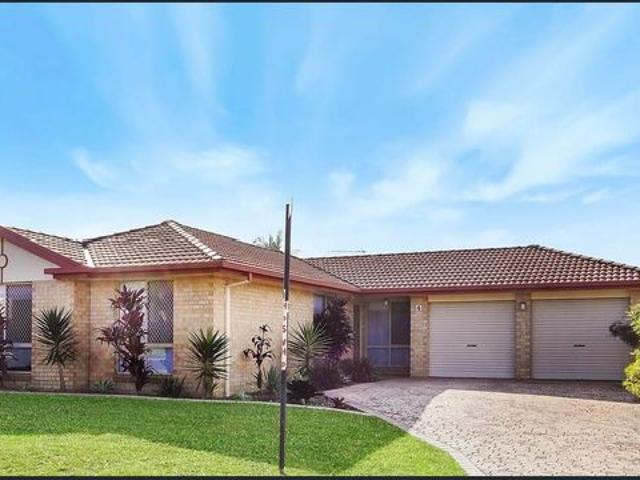 Modern Family Living in Sought After Shell Cove