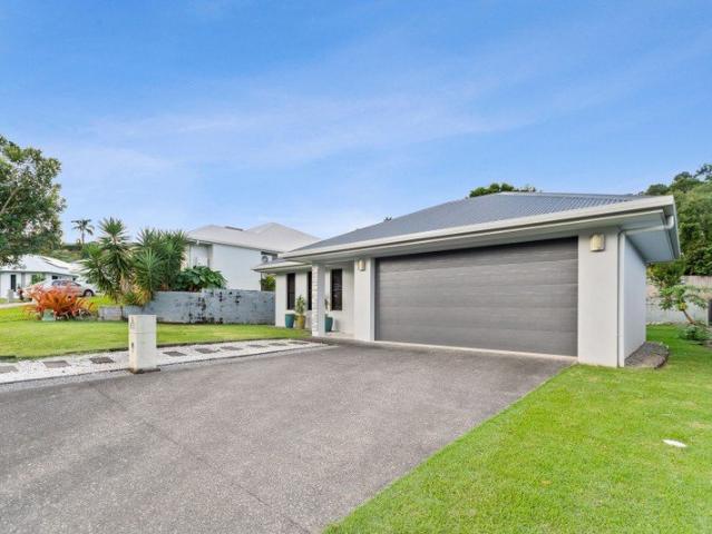 Modern Family Living on 595m² in Earlville