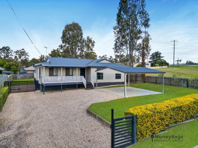 Modern Family Living on a Fully Fenced 1,012m² in the Heart of Jimboomba