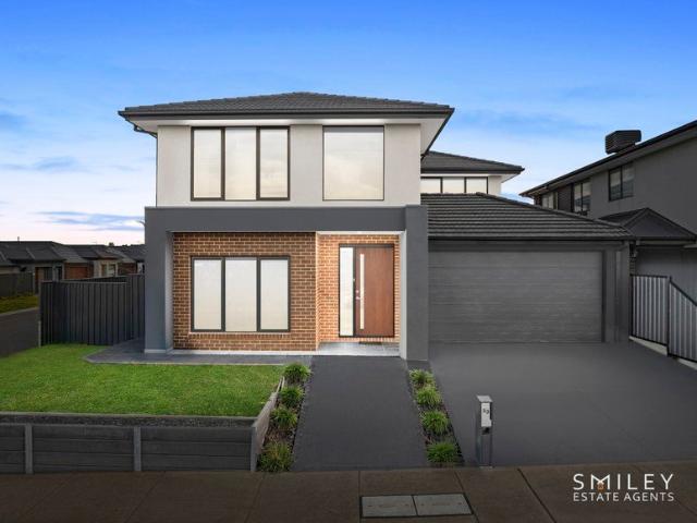 Modern Family Living on a Spacious 540sqm Corner Allotment