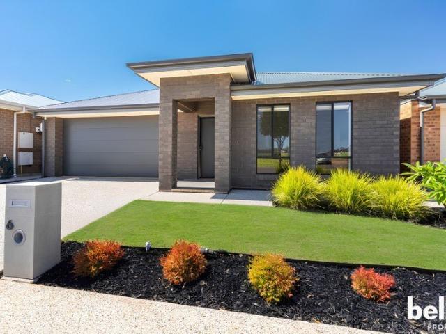 Modern Family Living Opposite Reserve