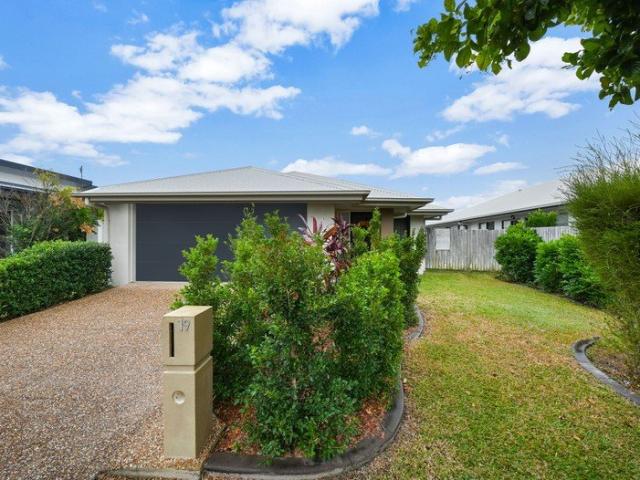 Modern Family Living or Smart Investment Opportunity