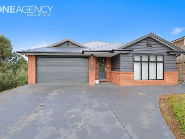 Modern Family Living Overlooking Reserve Land in Neerim South