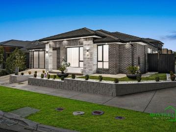 Mickleham, Hume, Victoria, Victoria - Equipped kitchen