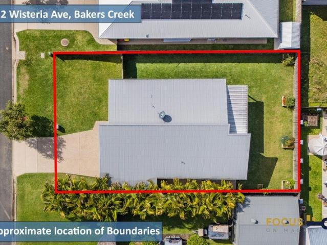 MODERN FAMILY LIVING PRIME LOCATION OORALEA WATERS