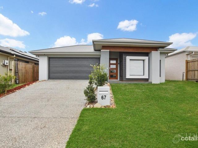 Modern Family Living | Raked Ceilings & Quality Upgrades | 2019 BOLD Living Built Home