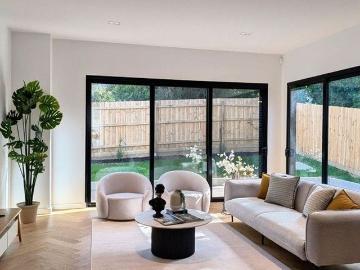 Modern Family Retreat in Leafy Blackburn