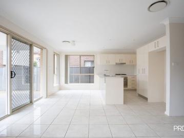 Modern Family Townhouse with Spacious Two Storey Living