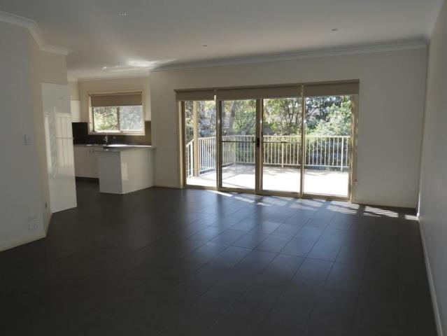 Modern Family Townhouse in Great Location