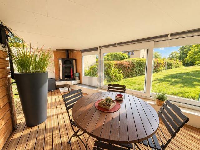 MODERN & FAMILIENFREUNDLICH MIT GROSSEM SITZPLATZ