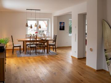 Modern feel good house with charm
