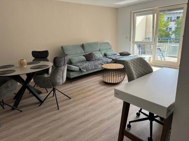 Modern Flat with Parking near Metzingen Outlet