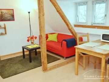 modern flat in the attic for 1 2 persons, cleaning included