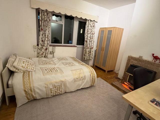 Modern flat in the heart of Shoreditch!