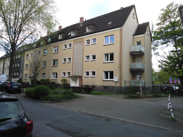 Modern flat in Essen Rüttenscheid 5 minutes walk from Trade Fair and e.on Headquarters, Essen Amsterdam Apartments for Rent