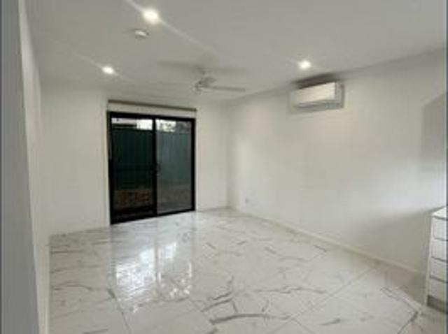 Modern Flat in quiet location