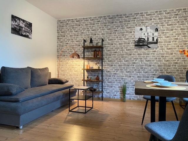Modern flat near Duisburg main station and 10min from Düsseldorf main station, Duisburg Amsterdam Apartments for Rent